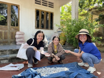 Gia Lai và Quảng Ngãi: Tiếp tục bàn giao hơn 200 triệu đồng vốn sinh kế cho người khuyết tật
